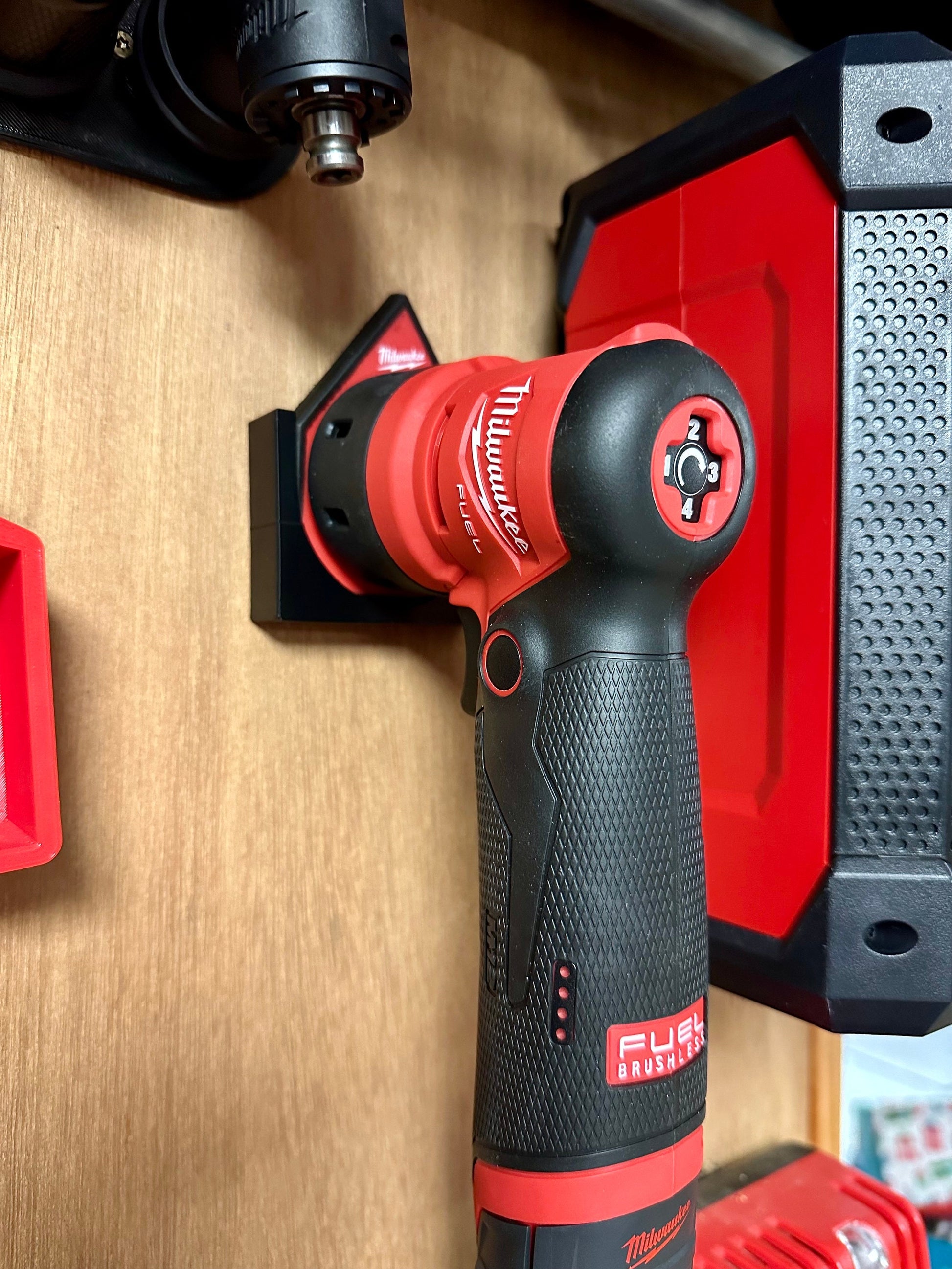 Milwaukee M12 Orbital Detail Sander Holder