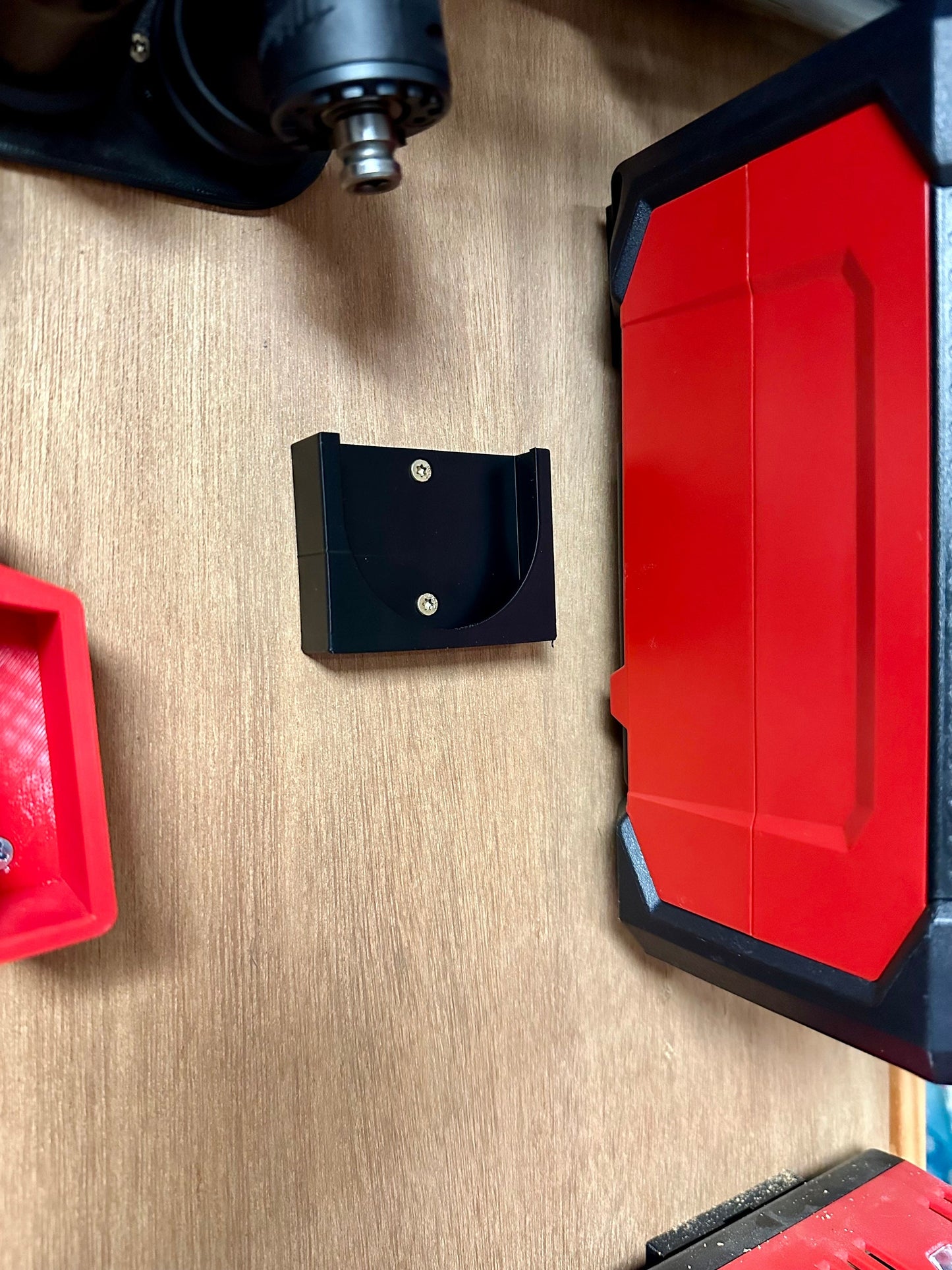 Milwaukee M12 Orbital Detail Sander Holder